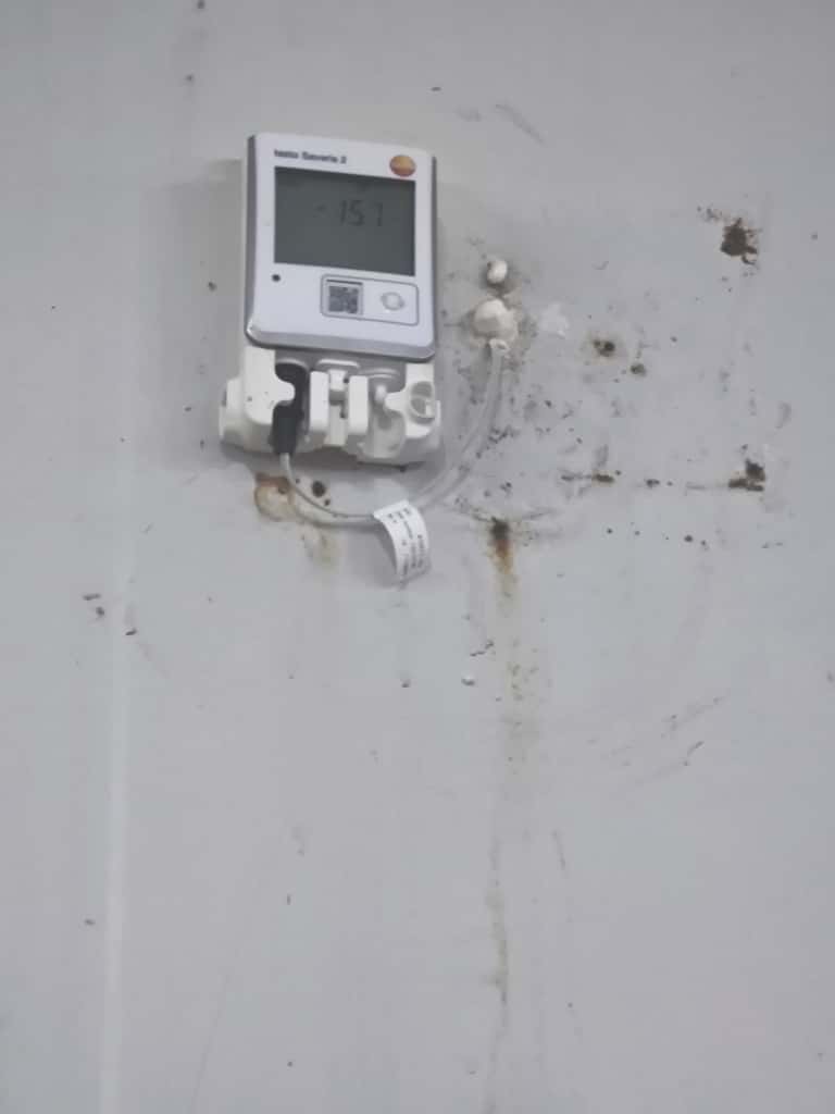 Testo Saveris 2-T2 with external probe Testo 0572 1001.